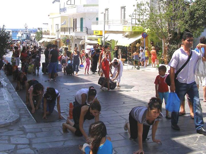 People celebrating the Feast of Dormition Crawl to Church